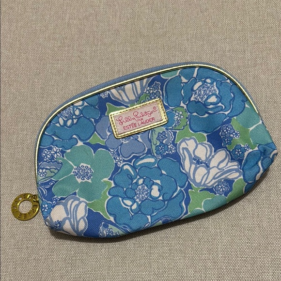 Lilly Pulitzer Handbags - Unused Lilly Pulitzer Zip Around Makeup Bag-Estee Lauder Collab-Blue/White/Green